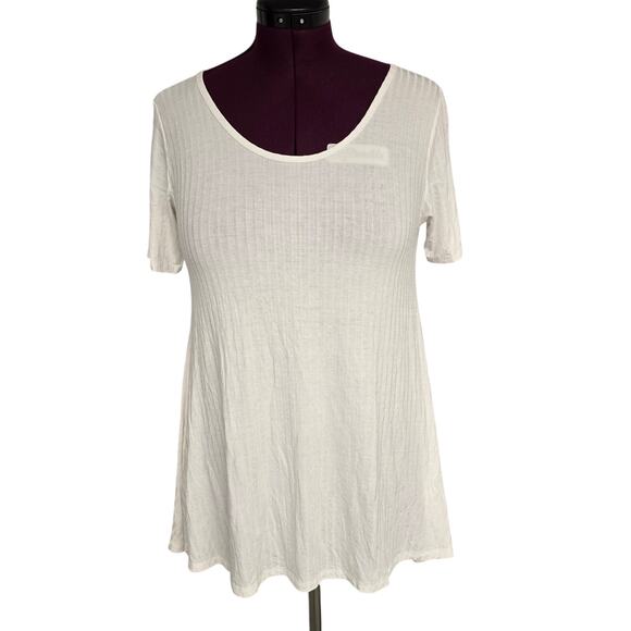 LuLaRoe Tops - Women's Lularoe Off-White Lightweight Scoop Neck Tunic Tee - Size XS